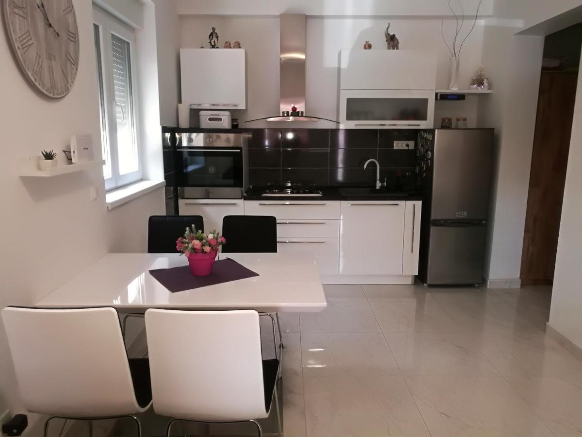 Roberto Apartment Bacina Exterior photo